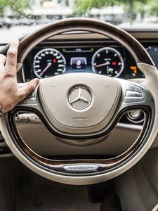 Превью обои mercedes, авто, руль, салон