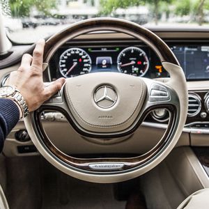 Превью обои mercedes, авто, руль, салон