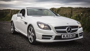 Превью обои mercedes, автомобиль, белый, фары, вид спереди