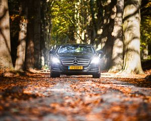 Превью обои mercedes, автомобиль, черный, дорога, свет