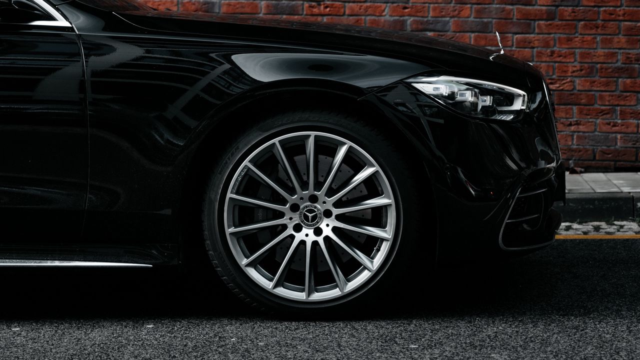Обои mercedes, автомобиль, черный, вид сбоку, колесо