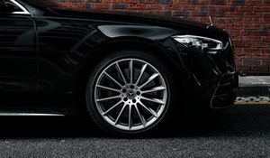 Превью обои mercedes, автомобиль, черный, вид сбоку, колесо