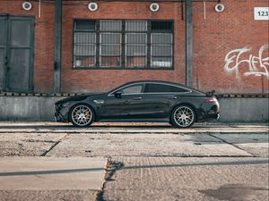 Превью обои mercedes, автомобиль, черный, дорога, здание