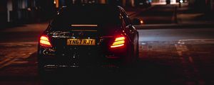 Превью обои mercedes, автомобиль, черный, дорога, город, ночь