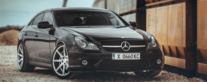 Превью обои mercedes, автомобиль, черный, галька