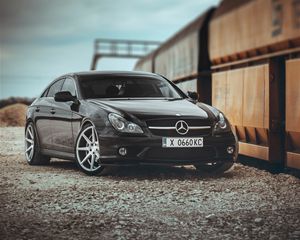 Превью обои mercedes, автомобиль, черный, галька