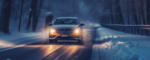 Превью обои mercedes, автомобиль, машина, дорога, зима, снег