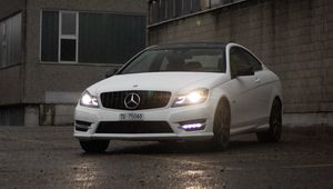 Превью обои mercedes benz c250 amg, mercedes benz, автомобиль, вид спереди