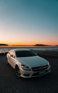 Превью обои mercedes benz cls, mercedes benz, автомобиль, вид спереди, фары