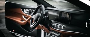 Превью обои mercedes e200, mercedes, руль, салон, автомобиль