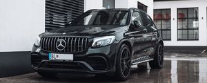 Превью обои mercedes, машина, вид спереди, черный