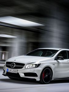 Превью обои mercedes-benz, a45, amg, белый, вид сбоку