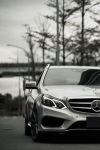 Превью обои mercedes-benz e300, mercedes-benz, mercedes, вид спереди