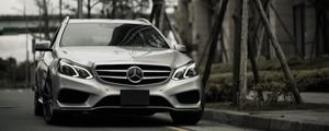 Превью обои mercedes-benz e300, mercedes-benz, mercedes, вид спереди