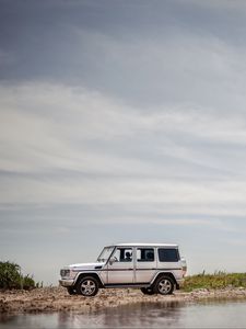 Превью обои mercedes-benz g500, mercedes, машина, внедорожник, вид сбоку, бездорожье