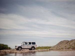 Превью обои mercedes-benz g500, mercedes, машина, внедорожник, вид сбоку, бездорожье