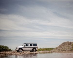 Превью обои mercedes-benz g500, mercedes, машина, внедорожник, вид сбоку, бездорожье
