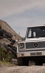 Превью обои mercedes-benz g500, mercedes, машина, внедорожник, серый, вид спереди