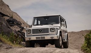 Превью обои mercedes-benz g500, mercedes, машина, внедорожник, серый, вид спереди