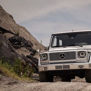 Превью обои mercedes-benz g500, mercedes, машина, внедорожник, серый, вид спереди