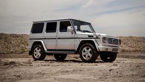 Превью обои mercedes-benz g500, mercedes, машина, внедорожник, серый, бездорожье