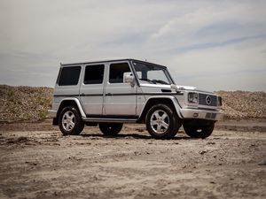Превью обои mercedes-benz g500, mercedes, машина, внедорожник, серый, бездорожье