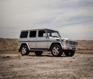 Превью обои mercedes-benz g500, mercedes, машина, внедорожник, серый, бездорожье