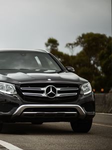 Превью обои mercedes-benz glc300, mercedes, машина, черный, вид спереди