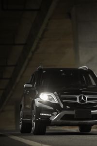 Превью обои mercedes-benz glk350, mercedes-benz, mercedes, вид спереди, черный, движение