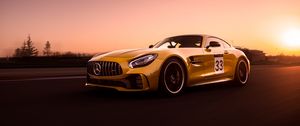 Превью обои mercedes-benz gt r, mercedes, машина, спорткар, желтый, скорость