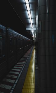 Превью обои метро, станция, поезд, темный, подземный