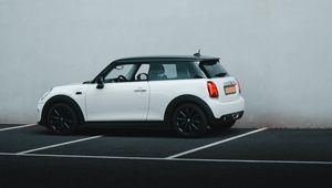 Превью обои mini cooper, mini, автомобиль, белый, вид сбоку