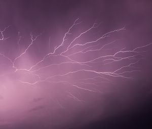 Превью обои молния, небо, темный, ночь