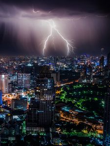 Превью обои молния, ночной город, огни города, пасмурно, бангкок, таиланд