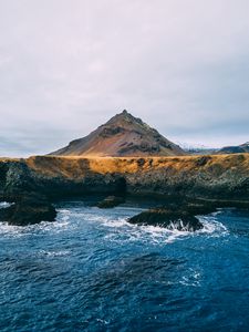 Превью обои море, берег, холм, вода, скалы