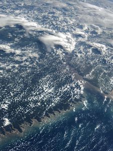 Превью обои море, берег, облака, рельеф, вид сверху