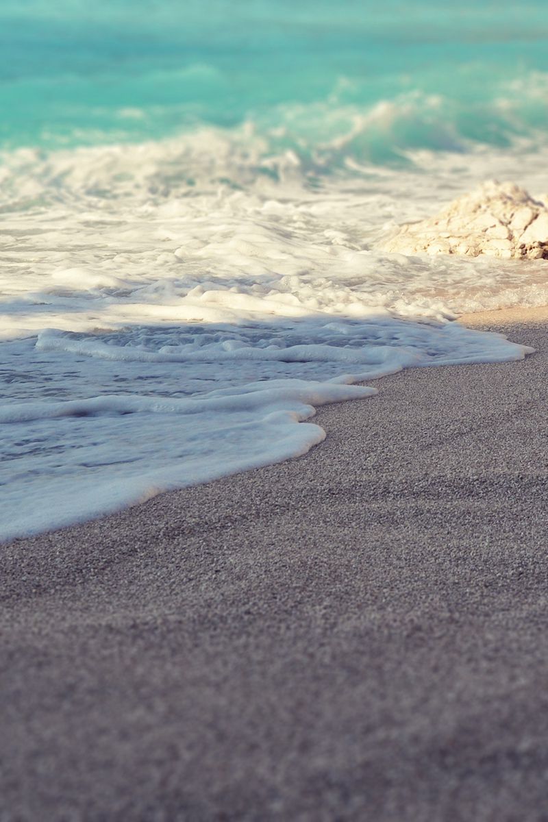 Пляж волны песок