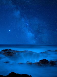 Превью обои море, берег, звездное небо, ночь