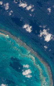 Превью обои море, дно, берег, облака, вид сверху