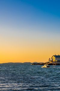 Превью обои море, дома, небо, закат