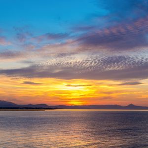 Превью обои море, горизонт, небо, облака, рассвет