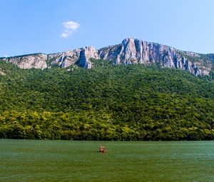 Превью обои море, горы, деревья, возвышенность, пейзаж