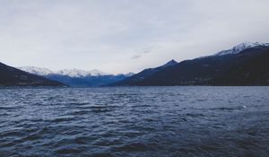 Превью обои море, горы, небо