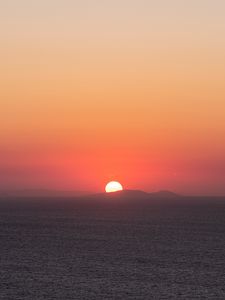 Превью обои море, холмы, закат, природа