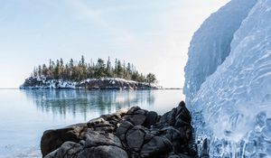 Превью обои море, камни, лед, снег, заснеженный