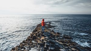 Превью обои море, камни, силуэт, волны, побережье
