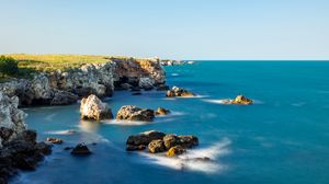 Превью обои море, камни, скалы, вид, пейзаж