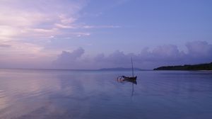 Превью обои море, лодка, одинокий, горизонт, закат