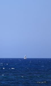 Превью обои море, лодка, вода, волны, минимализм, синий