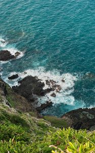 Превью обои море, морская пена, трава, камни